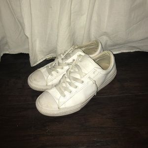 White converse sneakers